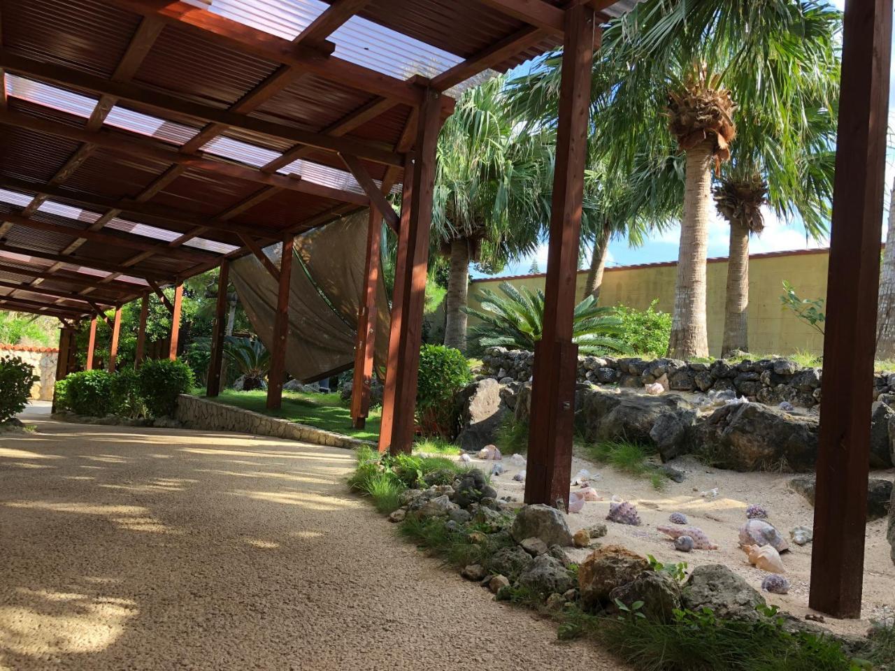 Nagahama Beach Resort Kanon Nakijin Bagian luar foto